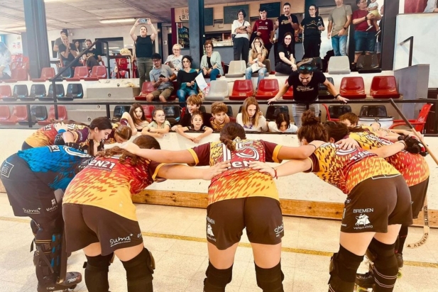 L'equip femení d'hoquei