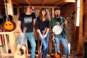 Wild Rosemary és una banda formada per Oriol Vicente, Sílvia Segura i Dave Zörn. Acaben de treure el primer disc.  ||  CEDIDA