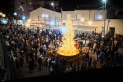 L'arbre de Nadal de la plaça del Mercat el dia que es van encendre els llums  l'any passat