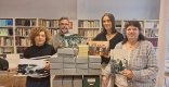 D'esquerra a dreta, Marina Antúnez (CECV-AH), Llorenç Genescà (historiador), Yolanda Rivera (alcaldessa de Castellar) i Sílvia Sáiz (arxivera municipal), a l'cte de cessió de més de 4.700 imatges del Centre d'Estudis Castellar a l'Arxiu Municipal. || A. P.